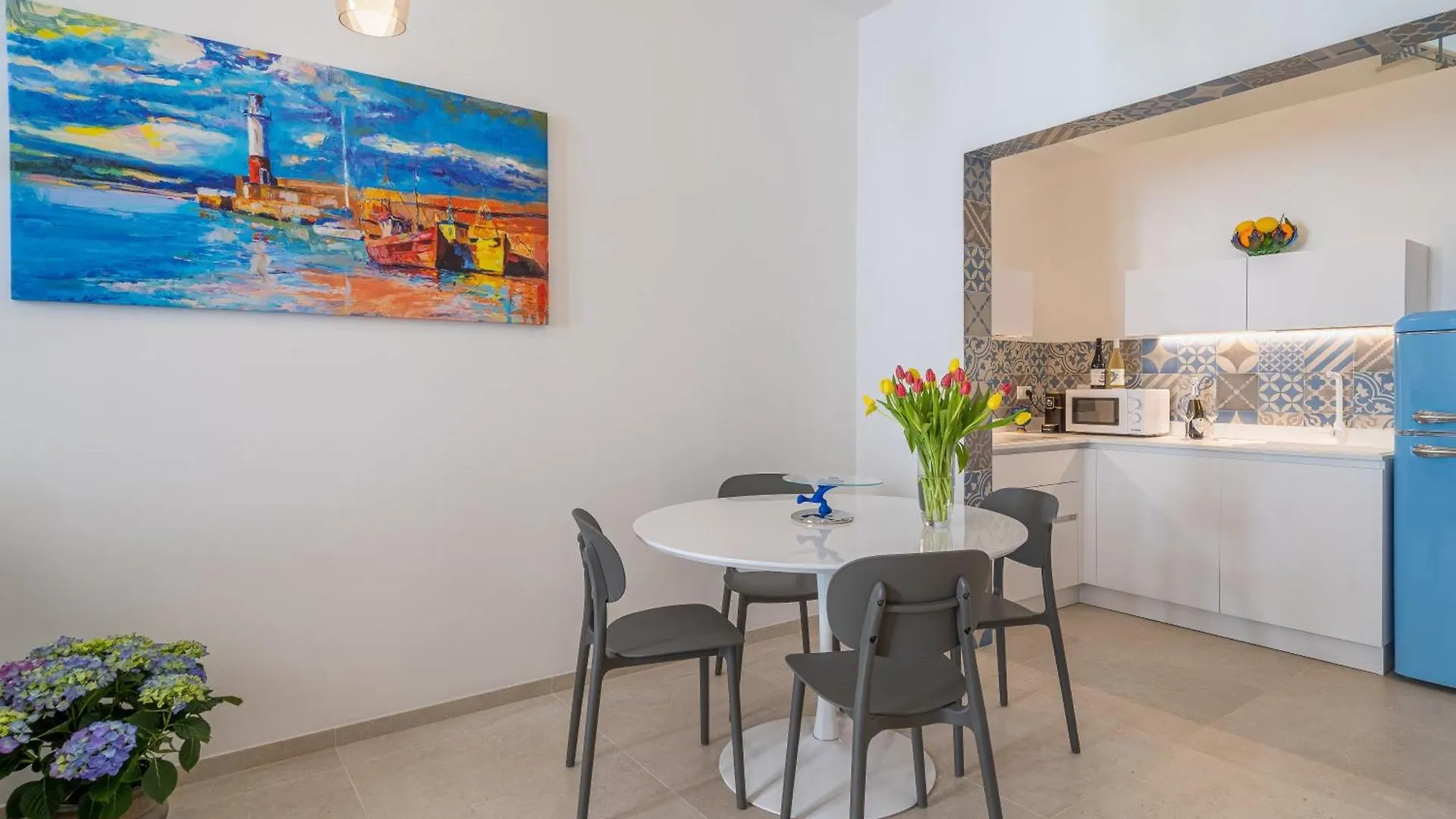 D'Azeglio Maison Prestige Avola 0*,