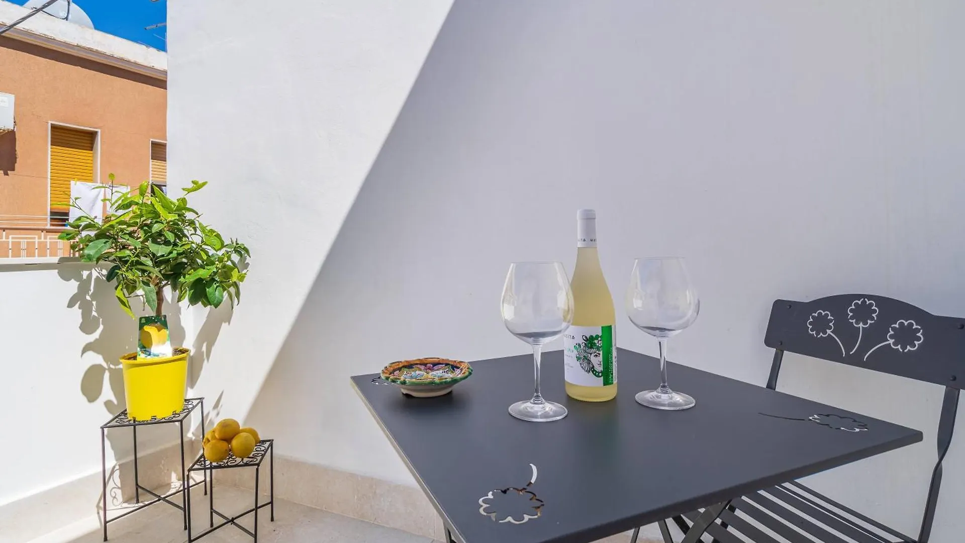 D'Azeglio Maison Prestige Avola Apartmán